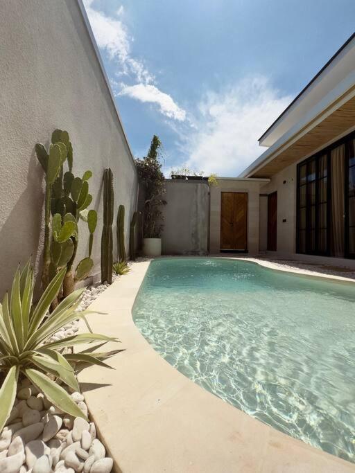 Emma'S Villa Seminyak  Exterior photo